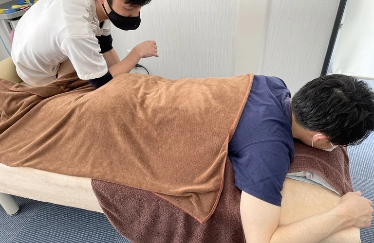 腰痛に悩むあなたへ、根本改善のサポートをします！